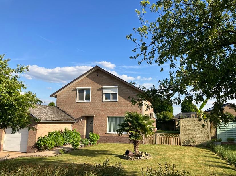 Te koop: Charmante woning op Sparrenlaan , Hoeselt&lt;br /&gt;
&lt;br /&gt;
Bent u op zoek naar een prachtige woning in een rustige buurt? Dan is deze open bebouw